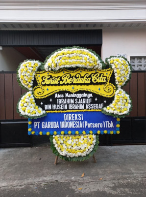 Papan Bunga Duka di Ngaren